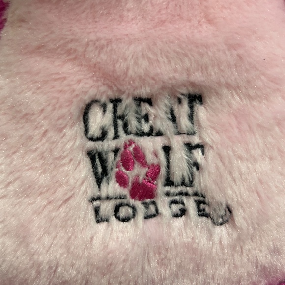 GREAT WOLF LODGE Pink Wolf 15” Plush - Picture 4 of 7